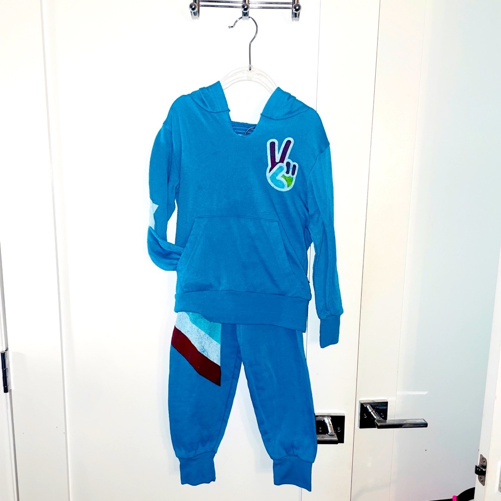 ROWDY SPROUT PEACE LOVE ROCK N ROLL BLUE SWEATSUIT W/ HOODIE 2T